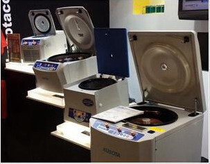 久保田KA-2200免疫血液學用離心機